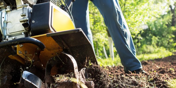 Cum să alegi un motocultor eficient pentru lucrările tale agricole